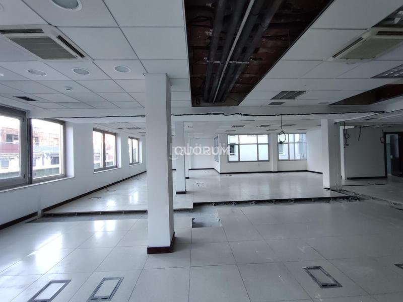 Foto b8b83313-3c54-49f2-bfbd-ac6a9f3405c8. Affitto ufficio con riscaldamento parcheggio in Plaza Circular Bilbao