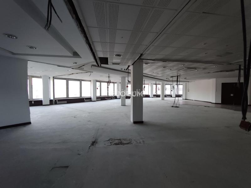 Foto 2e7debcb-e7c0-4e70-beaa-47a6d5c08574. Alquiler oficina  planta entera Plaza Circular alquiler en Bilbao