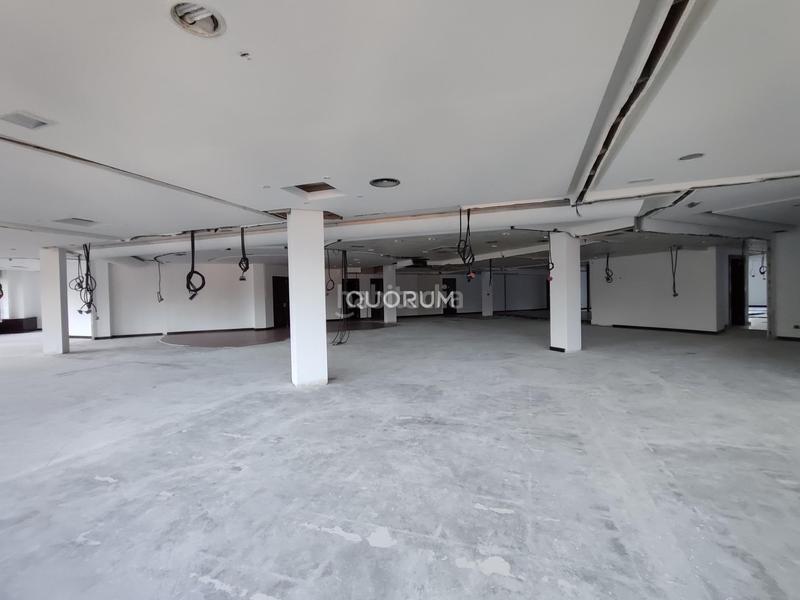 Foto 6580dac8-d2ee-41ed-b7bb-85839f51d451. Miete büro mit heizung parking in Plaza Circular Bilbao