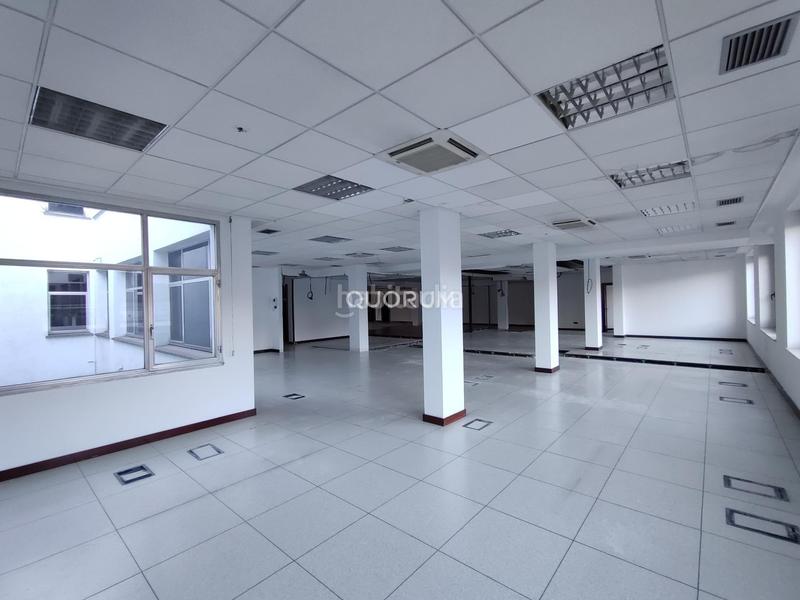 Foto ee78f98f-c78f-49ad-9a37-63db37c985ec. Miete büro mit heizung parking in Plaza Circular Bilbao