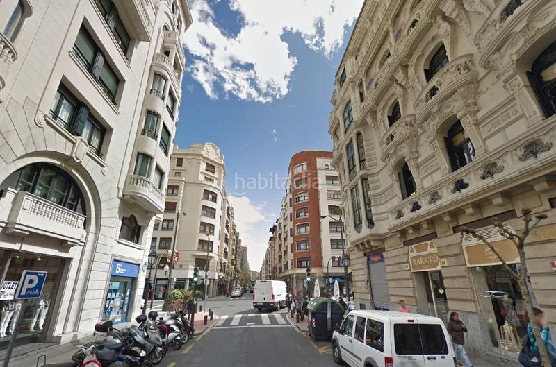 Foto b3ef1dc5-381d-4e1d-bee5-5b03dd5ae52b. Affitto locale commerciale in Ensanche - Moyua - Diputación Bilbao