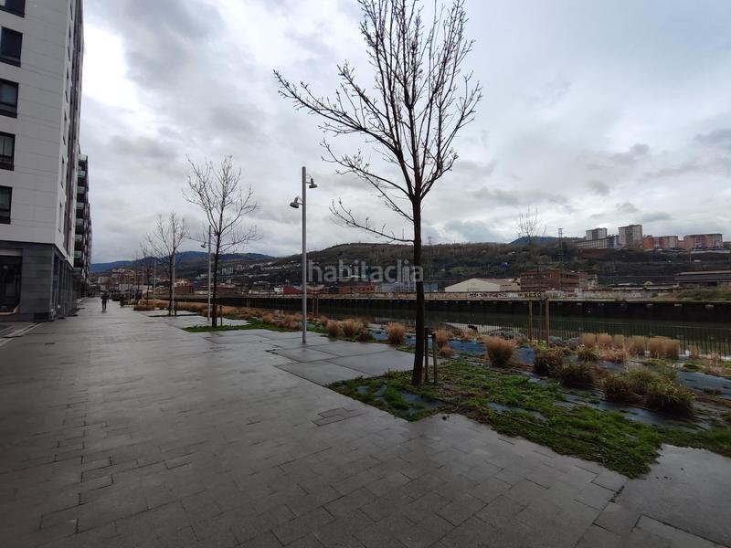 Foto 019552e6-f964-42dd-9f60-8a1c1951dc64. Alquiler local comercial local en alquiler en el nuevo paseo de la ría en Bilbao