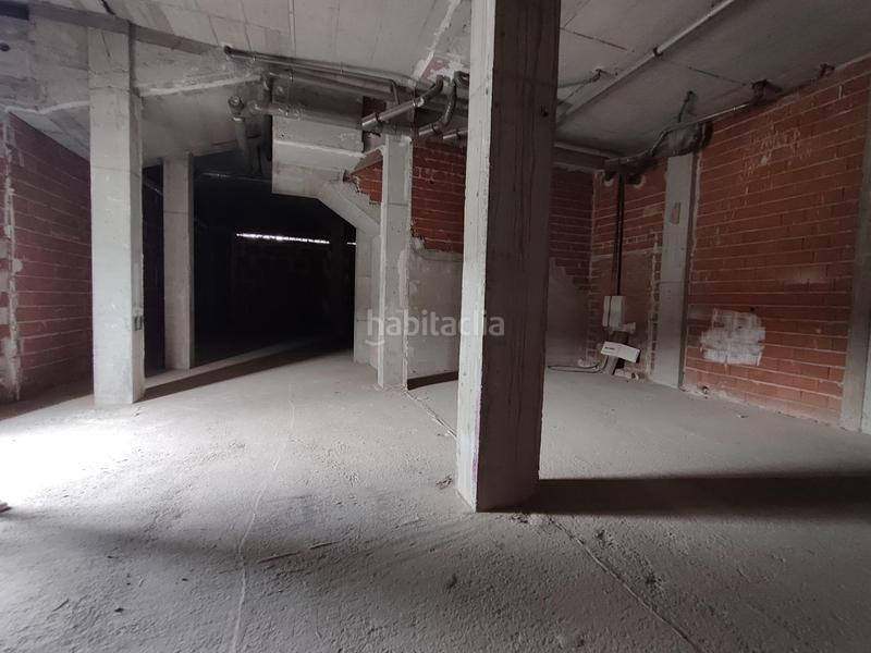 Foto f40d5e49-095f-4496-8a6c-6a119c65fcf0. Location local commercial dans San Ignacio-Elorrieta Bilbao