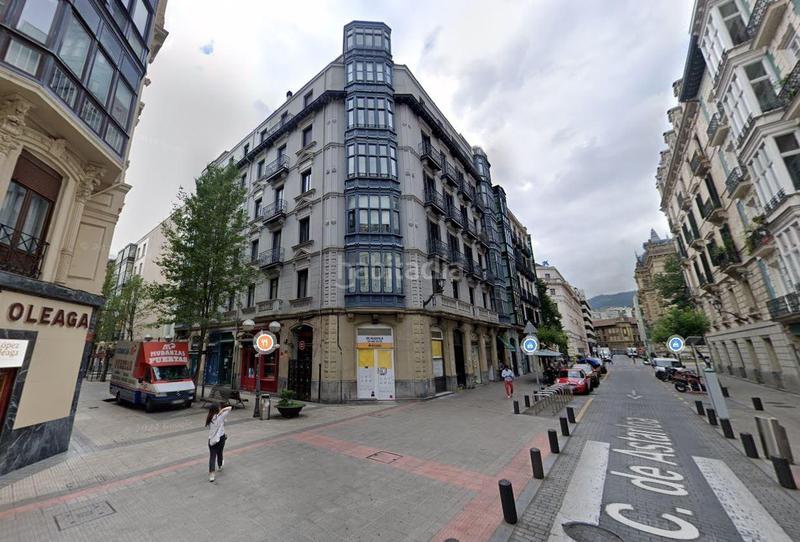 Foto 297594bf-f55b-45d1-8315-ac33caa6b43e. Alquiler local comercial local prime albia zona peatonal en Bilbao