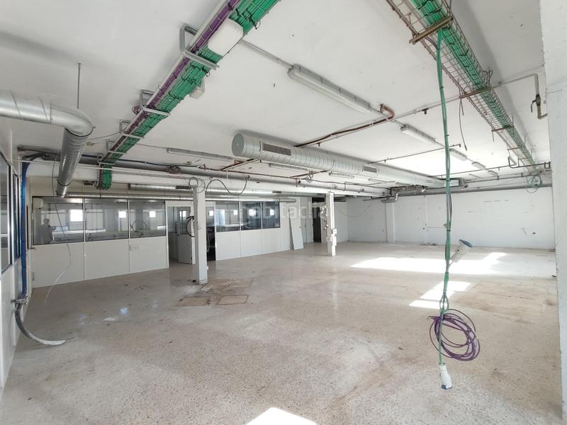 Foto 6744b37c-f8b5-4971-bda8-a511c8d6be2f. Lloguer local comercial a Zabala Bilbao