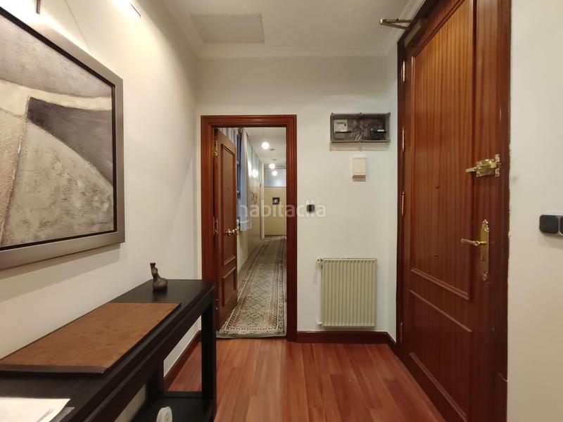 Foto 52890e90-6c17-46c0-8015-c47ed1e15e06. Ufficio con riscaldamento in Ensanche - Moyua - Diputación Bilbao