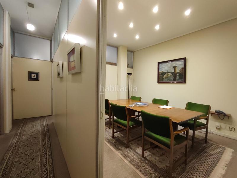 Foto 5a87cdfe-c7b9-4f1b-adc8-b0b2b70eba3d. Ufficio con riscaldamento in Ensanche - Moyua - Diputación Bilbao