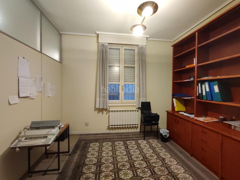 Foto 9a1e6b61-f4a5-47c9-9d18-5b8f197bd651. Ufficio con riscaldamento in Ensanche - Moyua - Diputación Bilbao