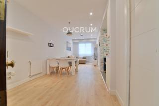 Alquiler Piso  Calle calle de henao. Coqueto apartamento en el ensanche