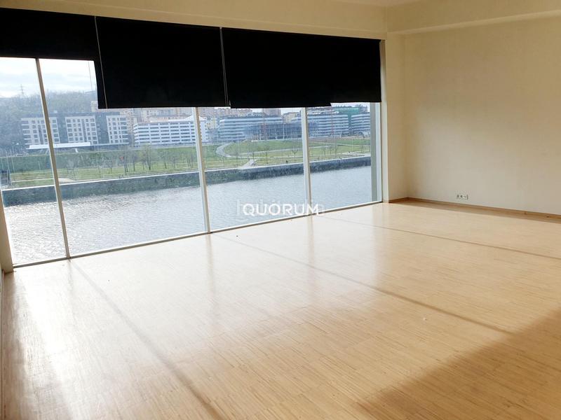 Foto 6e8bac5a-1821-4502-ad8f-7c258ea83804. Affitto ufficio in Erandio