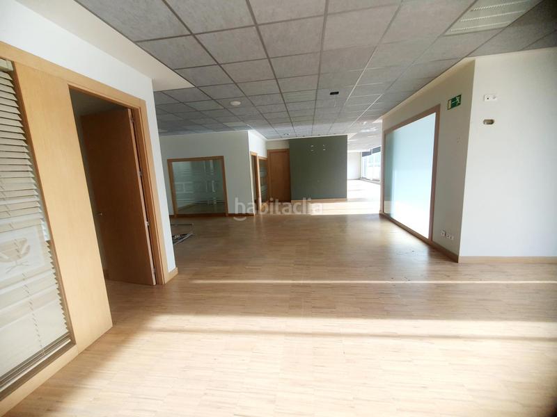 Foto 873454ef-9007-473d-b845-a65dac662a7e. Miete büro in Erandio