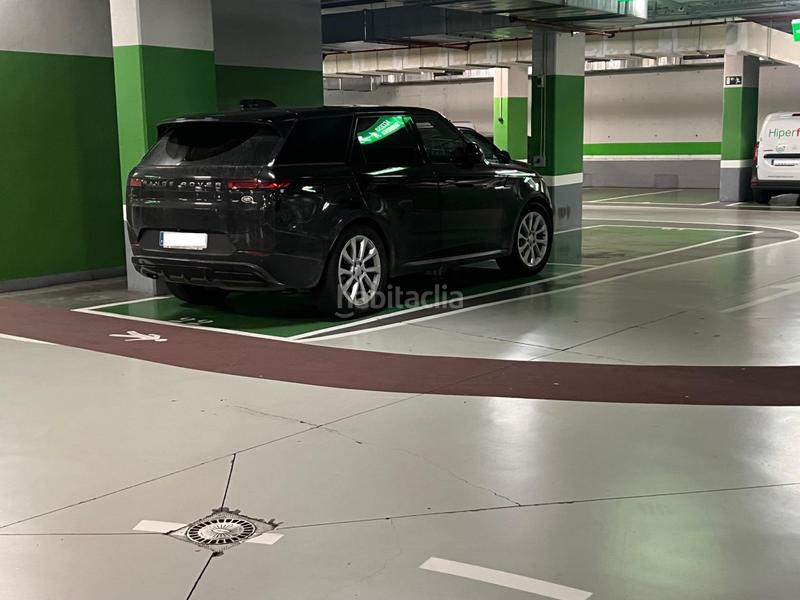 Foto f3518427-65c1-4450-b2b9-b804f0cf5b66. Posto auto in Abandoibarra - Guggenheim Bilbao