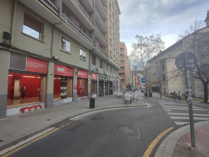 Foto bef94f6d-dd49-4daf-bb87-1333b10e43b7. Affitto locale commerciale in San Pedro de Deusto - La Ribera Bilbao