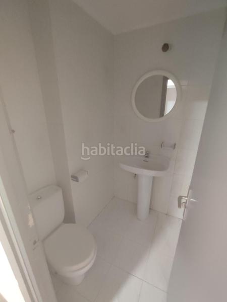 Foto b169286f-0b2f-401f-aa0e-cceb62dd23f1. Lloguer local comercial a San Pedro de Deusto - La Ribera Bilbao