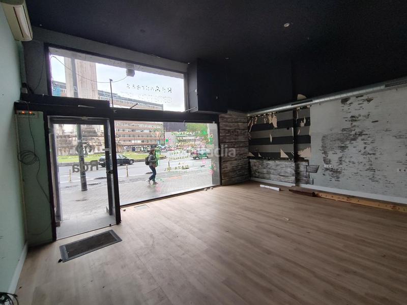 Foto bd7ec31c-ea83-42c9-b033-fe46e55d64c3. Lloguer local comercial a Sabino Arana-Jesuitas Bilbao