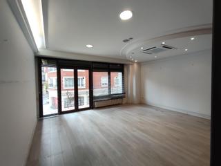Bureau  Calle general concha. Oficina plaza eguillor 200 metros
