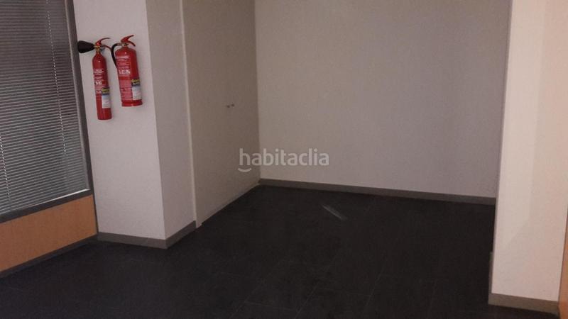 Foto 866b3758-c754-4824-89aa-1bf36346b201. Locale commerciale in San Pedro de Deusto - La Ribera Bilbao