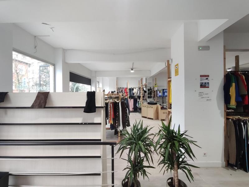 Foto cabdc00d-1076-4af5-8f82-17d5c908d8c8. Lloguer local comercial a Sabino Arana-Jesuitas Bilbao