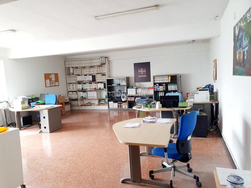Foto 524d8870-8f8d-45f0-b830-a6006e43da03. Affitto capannone industriale in Etxebarri, Anteiglesia de San Esteban