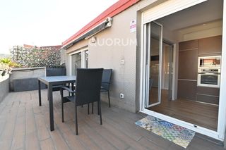 Miete Etagenwohnung  Calle de ercilla. Ático de 2 habitaciones y 2 baños con terraza en ercilla