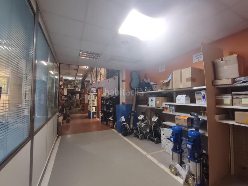 Foto b00de3a2-b212-448e-8340-431e722140ed. Local commercial dans Iralabarri Bilbao