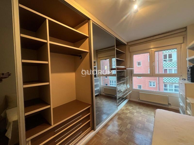 Foto 6b5815d5-0ecf-4fb8-8db4-735326bfbd60. Rent flat with heating in Miribilla Bilbao