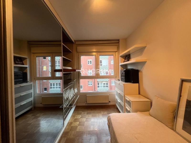 Foto 9105df26-2f4a-4b42-ae0a-1955e71b7c6f. Rent flat with heating in Miribilla Bilbao