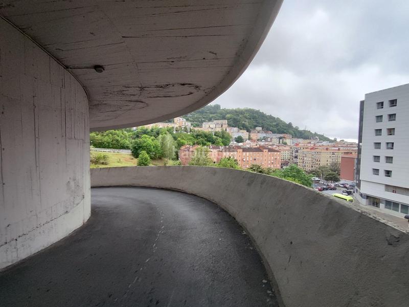 Foto 43b57521-2e26-4559-8317-e7f19174dc86. Geschäftsraum in Rekalde Centro Bilbao