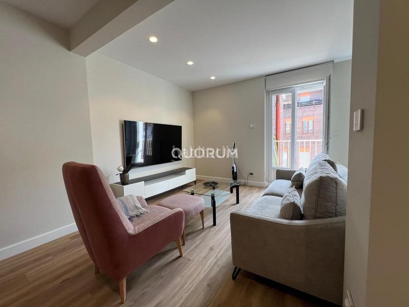 Foto 5e5d6aec-25a3-46ce-8bed-5f5bcd8b0300. Rent flat with heating in Iralabarri Bilbao