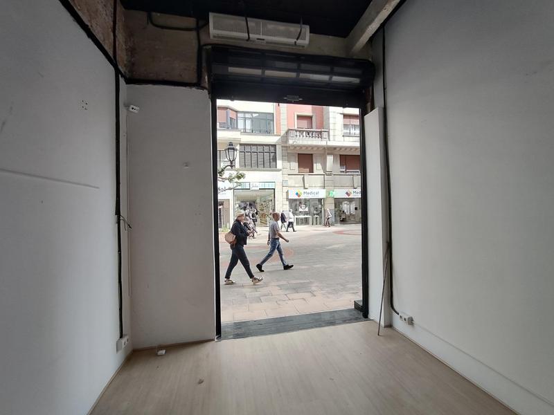 Foto 9e0ba58b-fb64-4ae1-8963-75fa4a7e5c86. Alquiler local comercial  en alquiler en calle ercilla en Bilbao