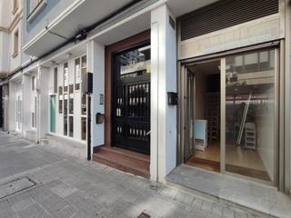 Local Comercial en Calle Jose María Escuza