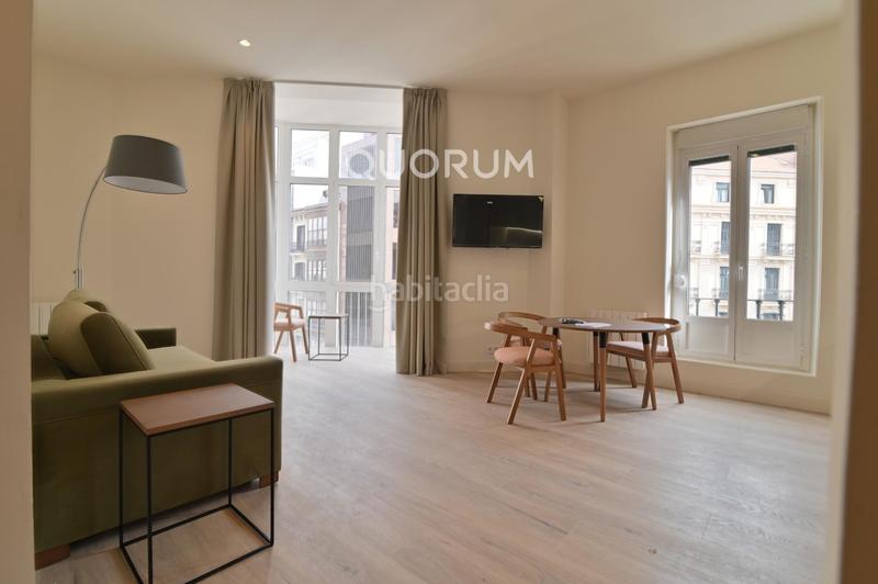 Foto b0342751-dbab-4f3c-a0b4-3ae550d442ed. Alquiler piso luminosa y moderna vivienda de temporada con balcón en Bilbao