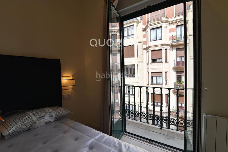 Foto 3738da8f-b85d-49b4-8885-87eba5e9bfd9. Miete etagenwohnung mit heizung in Ensanche - Moyua - Diputación Bilbao
