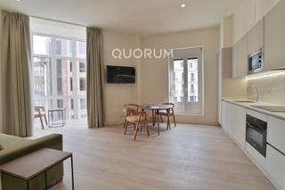 Rent Flat  Calle marqués del puerto. Luminosa y moderna vivienda de temporada con balcón