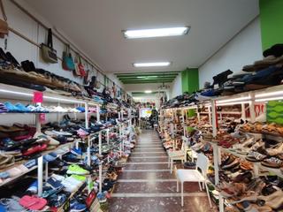 Local commercial  Calle autonomía. Local comercial en venta en autonomía