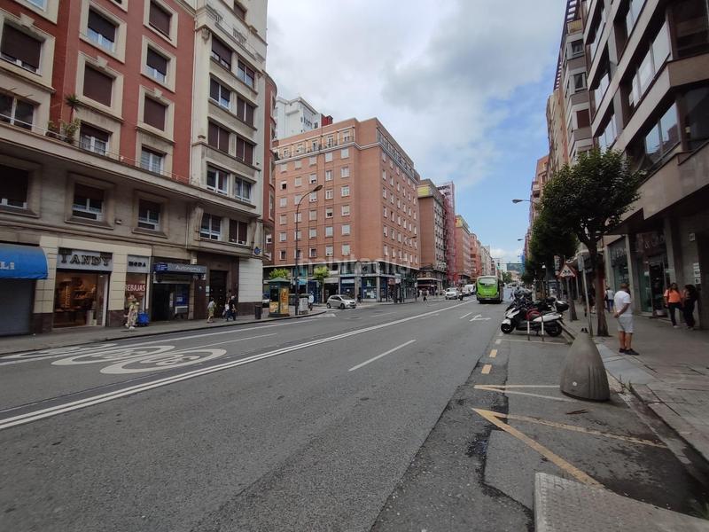 Foto d8e54a5b-e8c2-45d9-9e91-583f4c02611e. Local comercial  en venta en autonomía en Bilbao