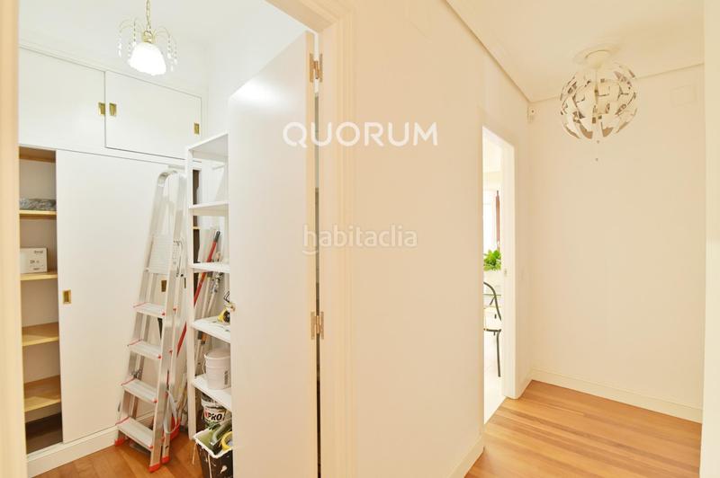 Foto 8ca34249-1f21-493d-80c5-cf711c037518. Alquiler piso vivienda de 4 hab y garaje en Zabalburu en Bilbao