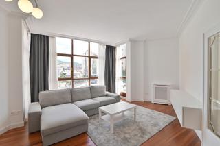 Location Appartement  Calle de san francisco. Vivienda de 4 hab y garaje en zabalburu