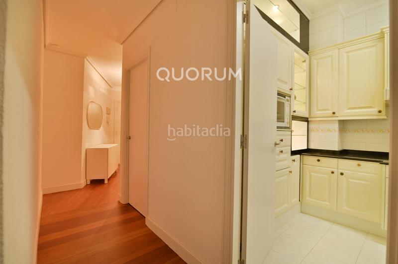 Foto dadde64d-3309-4135-9feb-15ec9f1dbc8a. Alquiler piso vivienda de 4 hab y garaje en Zabalburu en Bilbao