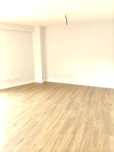 Foto af6cc2ab-9ff1-4c37-96c9-ef98156492df. Etagenwohnung mit heizung parking in San Pedro de Deusto - La Ribera Bilbao