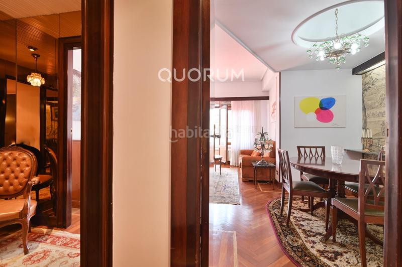 Foto 59860f40-f520-4fc6-a5a3-1dca37164ecb. Alquiler piso vivienda de 3 hab con terraza en abando en Bilbao