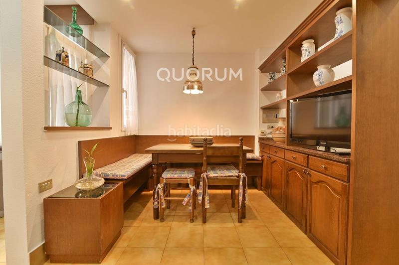 Foto b3db987d-d033-4e8c-81b2-d66e95c99f66. Alquiler piso vivienda de 3 hab con terraza en abando en Bilbao