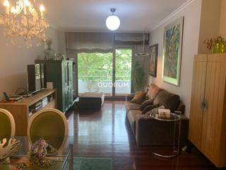 Pis  Plaza de mozart. Vivienda de 3 habitaciones en plaza mozart