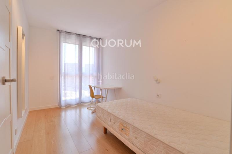 Foto b3313fa1-752c-4580-8638-479c80f29ff4. Alquiler piso  3 habitaciones 2 baños y parcela de garaje en Bilbao