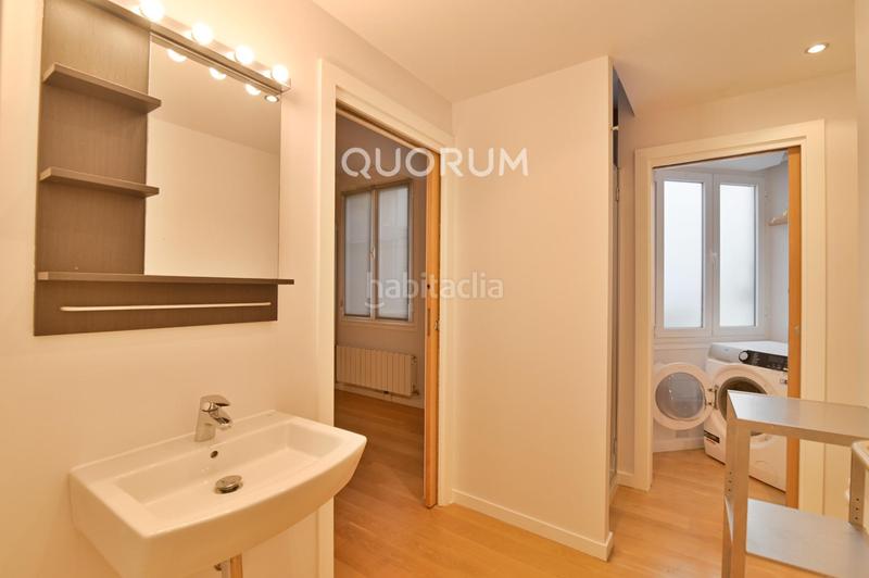 Foto 35f5a566-d3d8-4b0d-93a2-1db2cd1eb077. Alquiler piso  3 habitaciones 2 baños en Zabalburu Bilbao