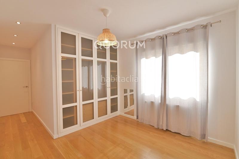 Foto 559af121-4c9e-49cc-b581-fb811c0894c9. Alquiler piso  3 habitaciones 2 baños en Zabalburu Bilbao