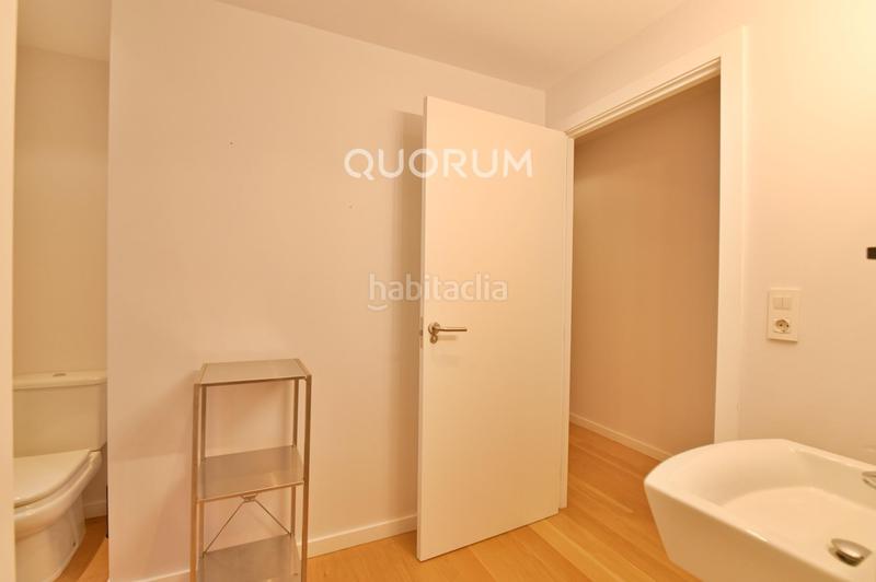 Foto f80ca217-65df-4732-b1ba-36177e193377. Alquiler piso  3 habitaciones 2 baños en Zabalburu Bilbao