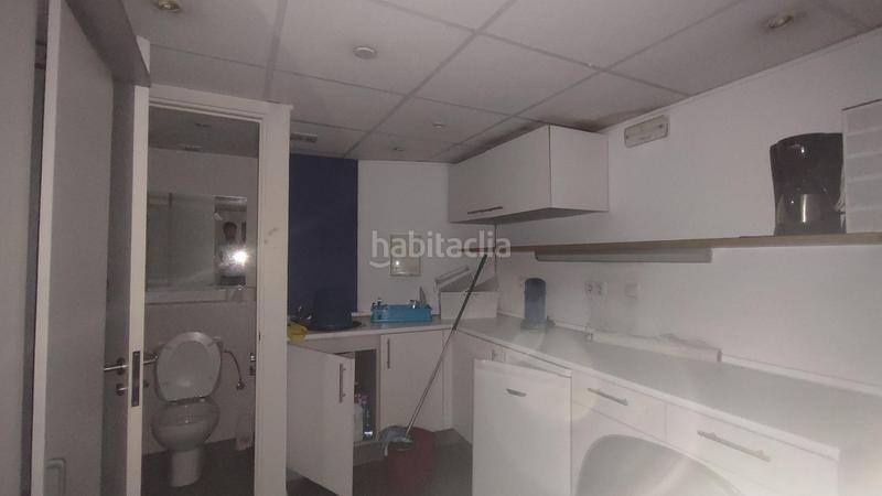 Foto af4d8835-f482-4eba-9d80-3f6d99cb0614. Rent business premise in Zabalburu Bilbao