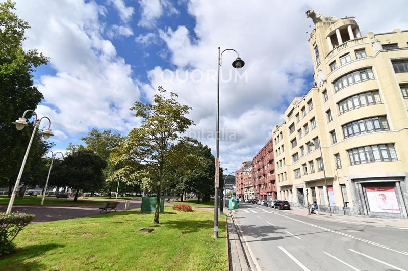 Foto ab40c2ea-91aa-4bb3-af6d-c56da11bb71d. Alquiler piso vivienda de 2 hab y 2 baños en deusto en Bilbao