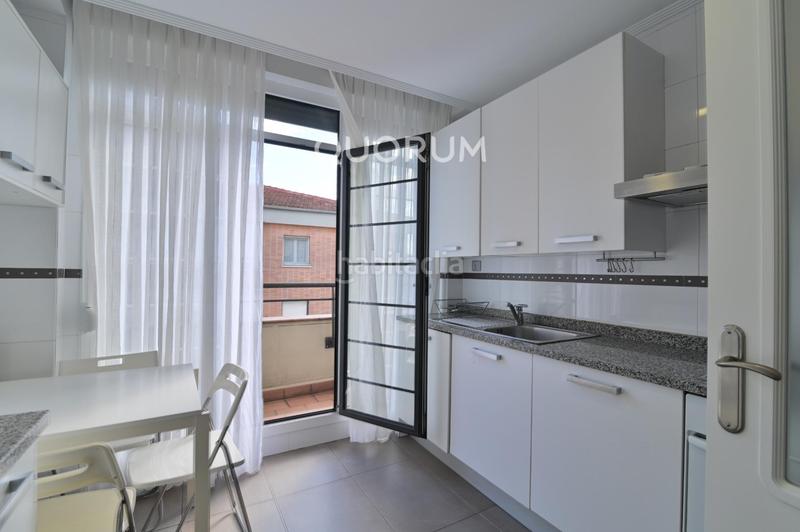 Foto 98a8fd85-da27-45b5-ab05-96e69b8cffae. Location appartement avec chauffage parking dans San Pedro de Deusto - La Ribera Bilbao